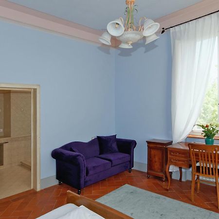 Bed & Breakfast Bel Giorgio Orentano Ruang foto