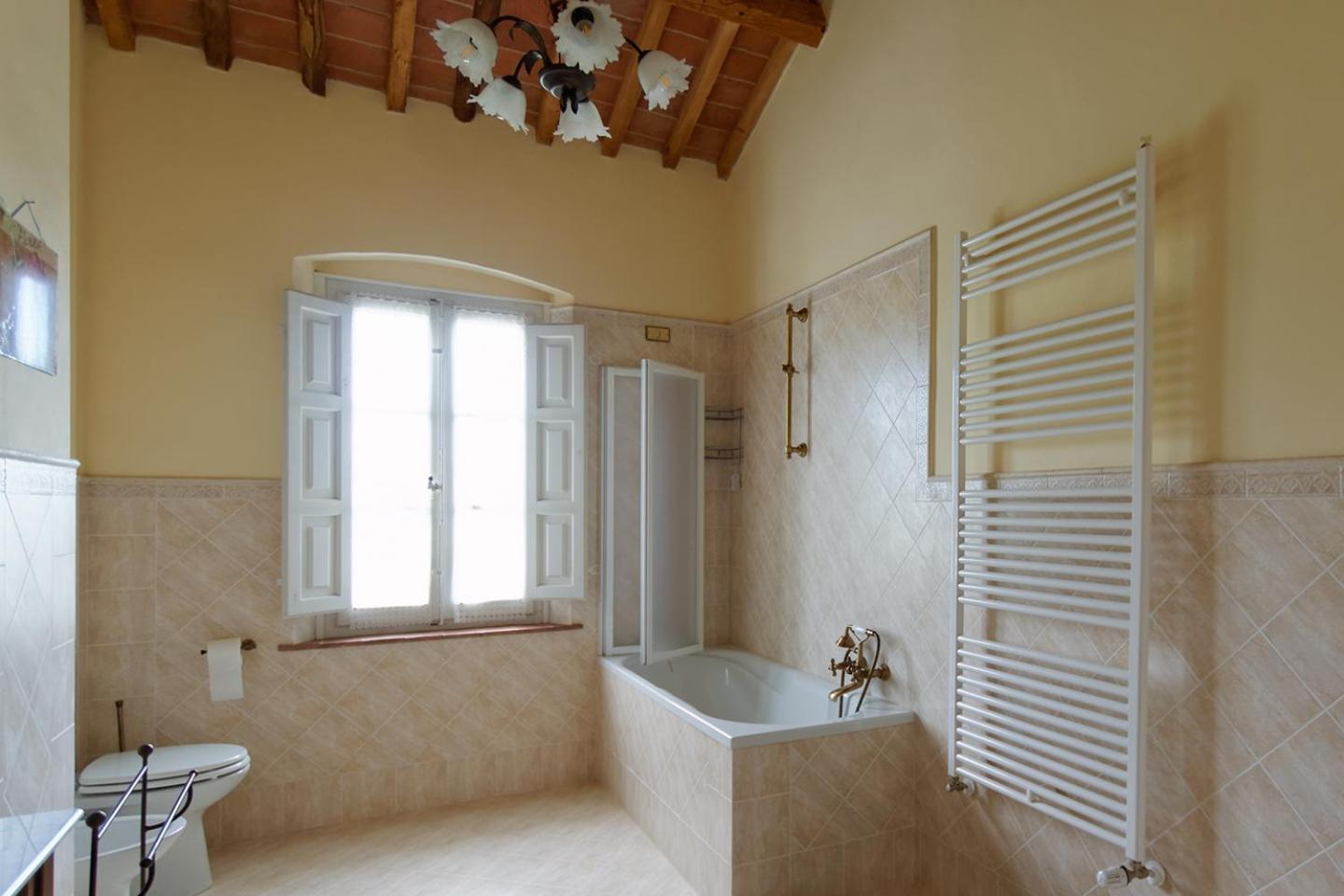 Bed & Breakfast Bel Giorgio Orentano Ruang foto